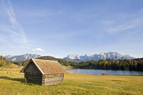 Deutschland, Bayern, Karwendelgebirge,, Geroldsee - FOF00389