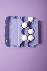 Eggs box, elevated view - MNF00112