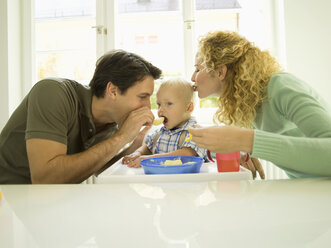 Young family, father feeding baby boy, (12-24 months) - WESTF06585