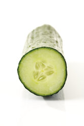 Sliced cucumber, close-up - 08174CS-U