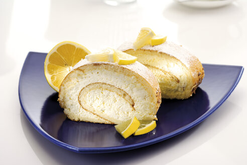 Swiss roll filled with lemon cream - 08409CS-U