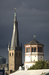 Deutschland, Düsseldorf, Turm der Lambertuskirche - 08506CS-U