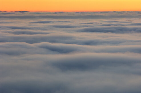 Banks of fog with sunset and horizon - SMF00305