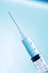 Medical syringe, close up - RDF00306