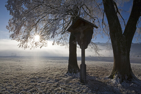 Deutschland, Bayern, Murnau, Winterlandschaft - FOF00489