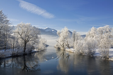 Deutschland, Bayern, Murnau, Winterlandschaft - FOF00647