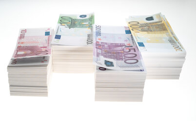 Stack of Euro banknotes - NLF00013