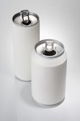 Aluminium cans, close-up - JRF00039