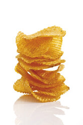 Stapel von Kartoffel-Chili-Chips, Nahaufnahme - 09010CS-U