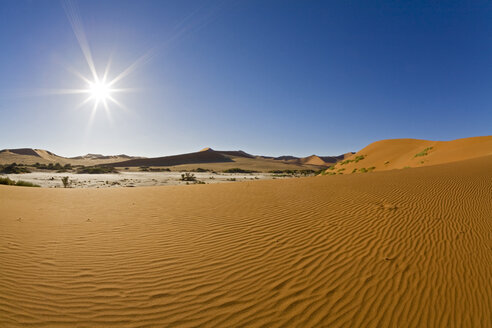 Afrika, Namibia, Dünen von Sossusvlei - FOF01011