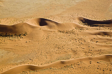 Afrika, Namibia, Dünen in der Namibwüste, Luftaufnahme - FO01059