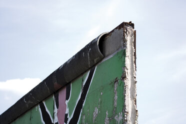 Germany, Berlin, Broken Wall with graffiti - 09328CS-U