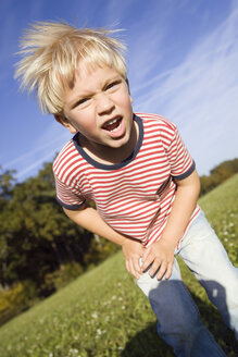 Little boy (4-5) fooling about, portrait - SMO00269