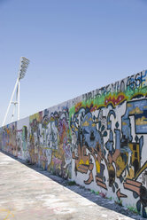 Deutschland, Berlin, Prenzlauer Berg, Mauerpark, Flutlicht - PMF00678