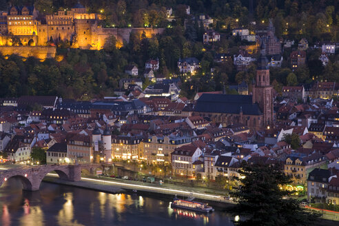 Deutschland, Baden-Württemberg, Heidelberg, Blick über Stadt und Fluss - WDF00411