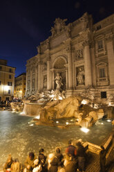 Italien, Rom, Trevi-Brunnen bei Nacht - GWF00924