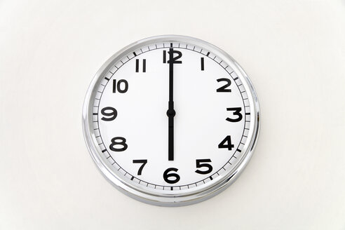 Wall clock, time measurement, close up - TCF01106