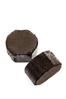 Lignite briquettes, close-up - 09788CS-U