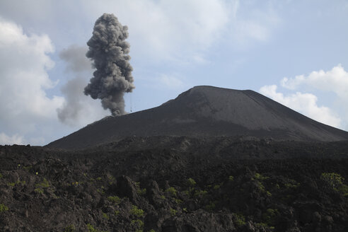 Indonesien, Anak Krakatau, Ascheeruption - RM00344