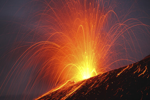 Indonesia, Anak Krakatau, Volcanic eruption - RM00339