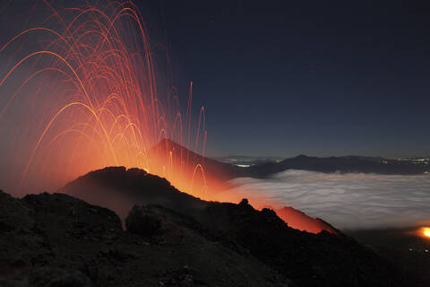 Guatemala, Vulkan Pacaya, Strombolianische Eruption, lizenzfreies Stockfoto