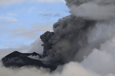 Ecuador, Tungurahua, Vulkanausbruch - RM00253