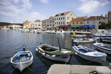 Kroatien, Insel Hvar, Starigrad, Boote vor Anker - WWF00742