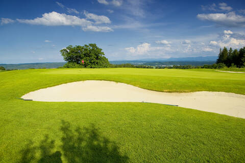 Deutschland, Bayern, Golfplatz, lizenzfreies Stockfoto