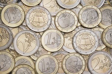 Variety of Euro coins, full frame, close up - WWF00401