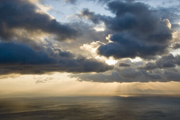 Griechenland, Ionisches Meer, Ithaka, Gewitterwolken - MU00811