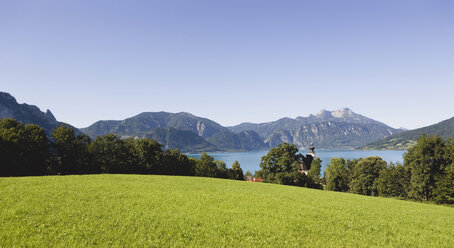 Austria, Salzkammergut, Lake Attersee, Steinbach, St Andrew's Church - WWF00668