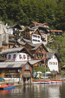 Österreich, Salzkammergut, Hallstatt Dorf und See - WWF00618