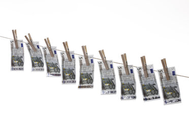 5 Euro bank notes hanging on clothesline - 10669CS-U