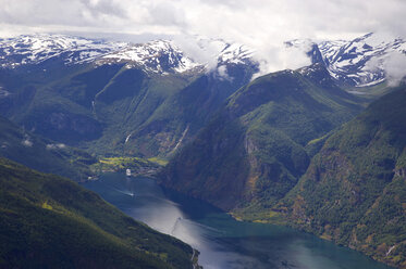 Norwegen, Fjord Norwegen, Aurlandsfjord - MR01185