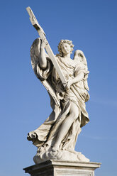 Italien, Rom, Ponte Sant'Angelo, Engel mit dem Kreuz - PSF00123