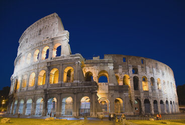 Italien, Rom, Kolosseum bei Nacht - PSF00114