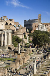 Italy, Rome, Roman Forum and tourists - PSF00108