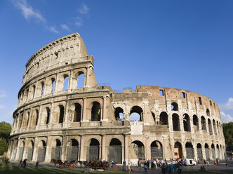 Italien, Rom, Kolosseum und Touristen - PSF00083