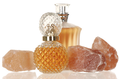 Small bottles with perfume and salt stones - 00496LR-U