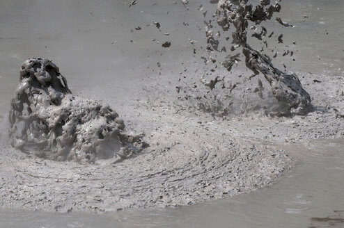 New Zealand, Thermal Wonderland, Mud pot, close up - SHF00393