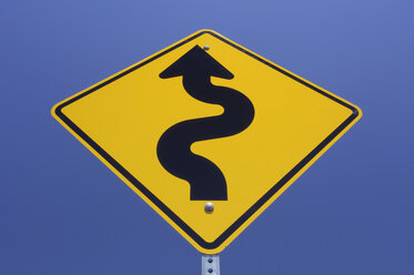 USA, Washington State, Close-up of a winding road sign - RUEF00213