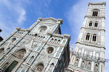 Italy, Tuscany, Florence, Cathedral, Santa Maria del Fiore, low angle view - PSF00286