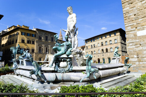 Italy, Tuscany, Florence, Fountain of Neptune - PSF00273