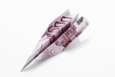 Paper aeroplane folded from 500 Euro banknote - 11217CS-U
