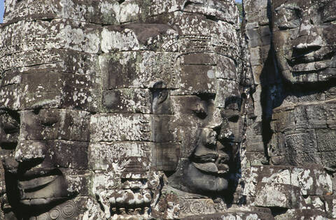 Kambodscha, Siem Reap, Bayon-Tempel, Reliefschnitzereien, lizenzfreies Stockfoto