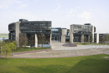 Deutschland, Nordrhein-Westfalen, Düsseldorf, Parlamentsgebäude, Landtag - UK00175