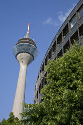 Deutschland, Nordrhein-Westfalen, Düsseldorf, Rheinturm - WDF00547