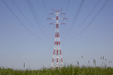 Deutschland, Niedersachsen, Strommast - TLF00314