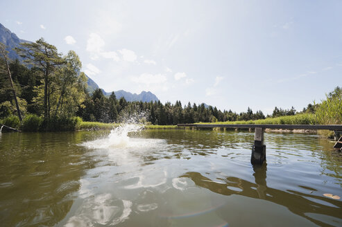 Italien, Südtirol, Landschaft und See - WESTF13365