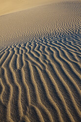 USA, California, Death Valley, Sand dunes, full frame - FOF01568